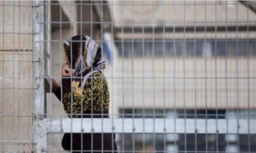 الاحتلال يحكم بسجن طالبة جامعية 8 شهور