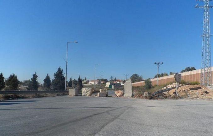 الاحتلال يعيد فتح طريق البيرة الجلزون بعد إغلاق لساعات