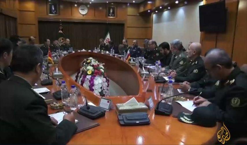 إيران توقع اتفاق تعاون دفاعي وعسكري مع الصين