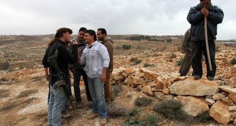 الخليل: تجريف أراضٍ في يطا لشق خط صرف صحي لمستوطنة