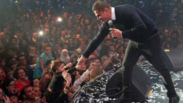 المحجبات غير مرحب بهن في حفل عمرو دياب!