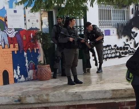 الاحتلال يقتحم مقر برج اللقلق في القدس