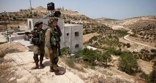 الجبور لشبكة اورينت : الاحتلال يخطر بالاستيلاء على عيادة طبية ومُنشآت شرق يطا