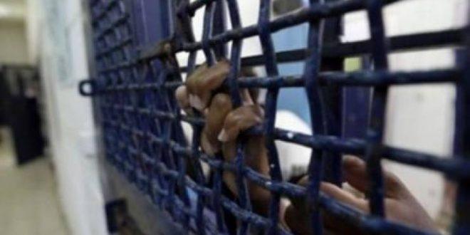 نادي الأسير: قوات القمع تقتحم غرفة في سجن