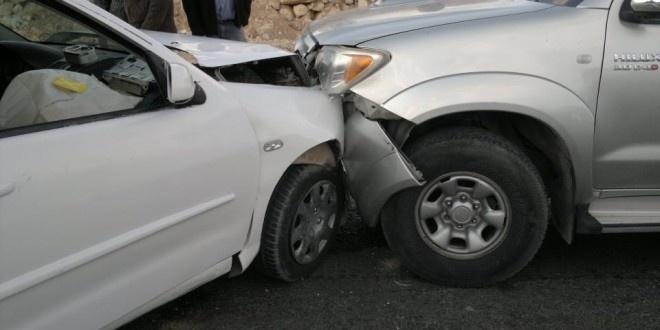 إصابة  3 مواطنين بحادث سير  وسط قطاع غزة