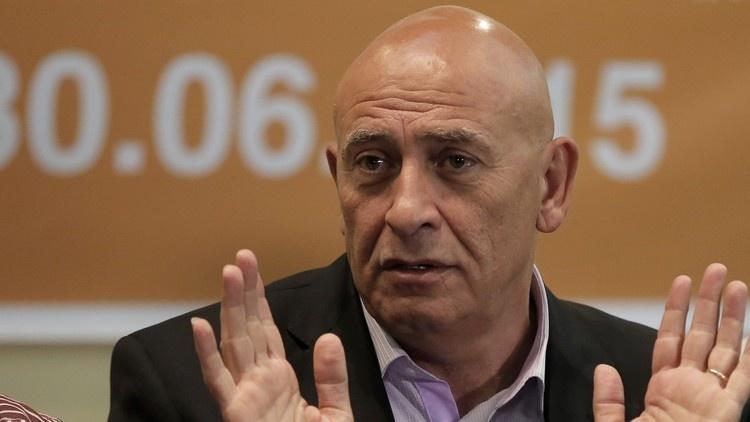 غطاس يتنازل عن حصانته