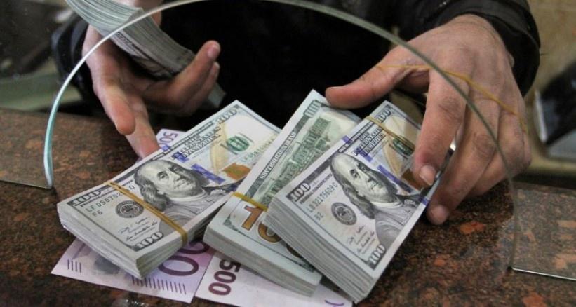 انخفاض سعر صرف العملات