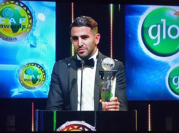 بالصورة: رياض محرز يتوّج بلقب أفضل لاعب في أفريقيا