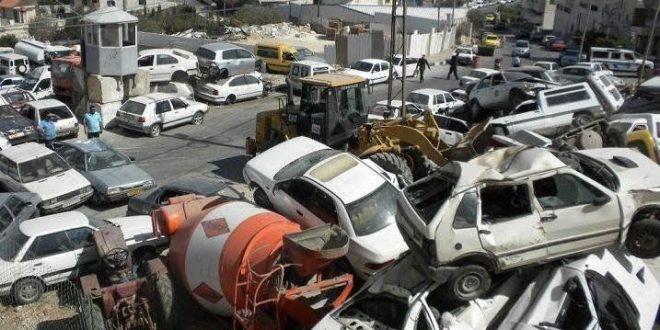 اتلاف  50 مركبة غير قانونية في الخليل
