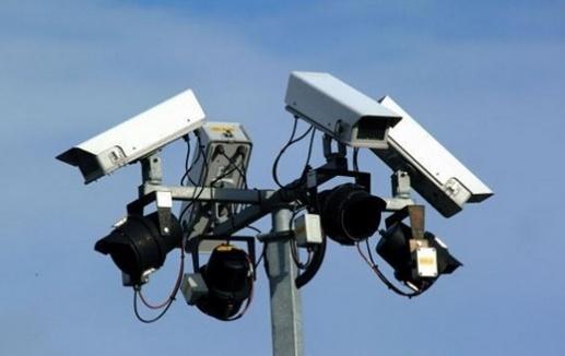 الاحتلال ينصب كاميرات مراقبة في شوارع قرية حوسان