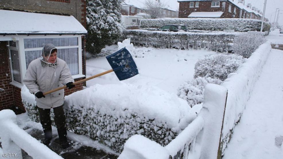 عاصفة قطبية قادمة ستغطي بريطانيا بالثلوج