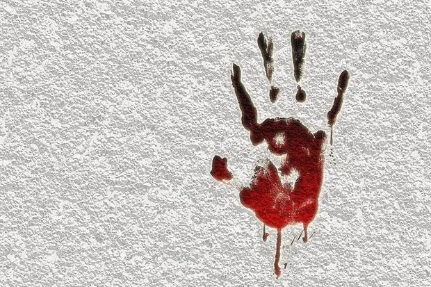 فاجعة.. أخ يقطع جسد شقيقه بمنشار إلى أجزاء ويخفي الجثة !