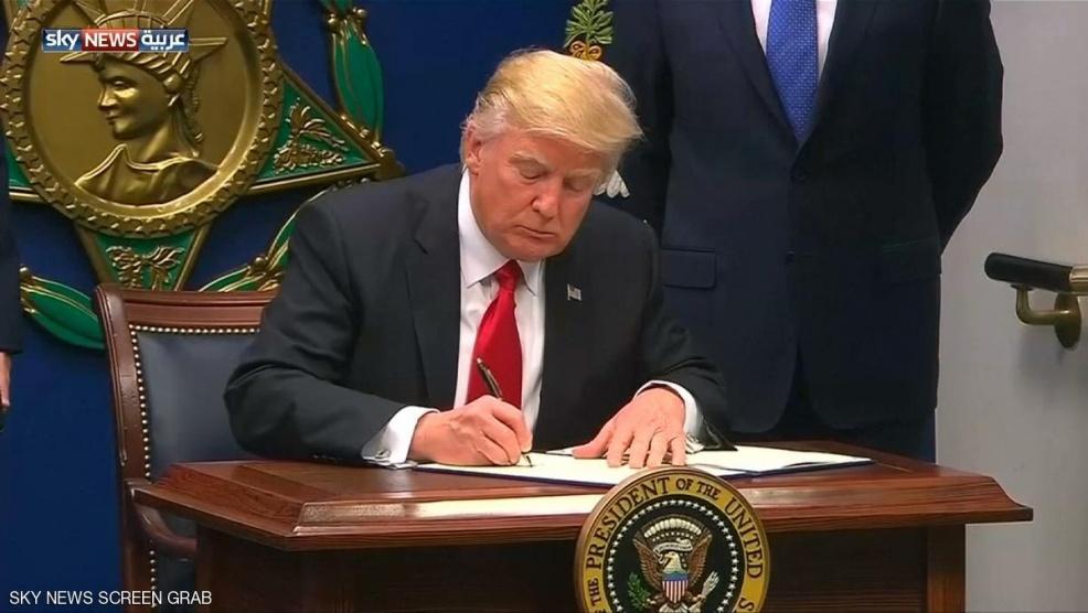 الأربعاء.. ترامب يوقع أمره التنفيذي الجديد بشأن الهجرة