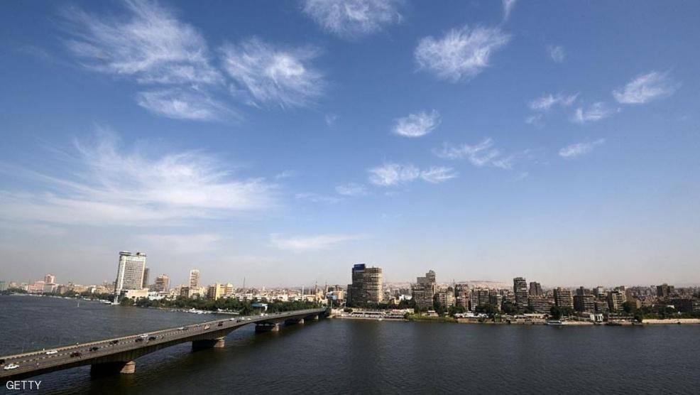 مصر ترجئ العمل بالتأشيرة