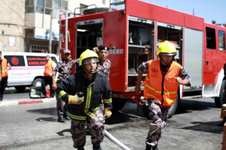 إصابة 2 من طواقم الإطفاء خلال إخماد حريق شمال غزة