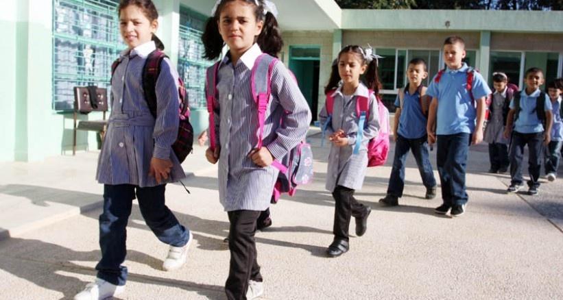 الحكومة- دوام الموظفين والمدارس غدًا الساعة التاسعة صباحًا