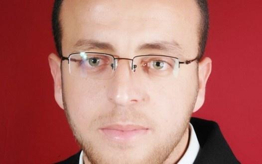 القيق لمحاميه :أنا مُحْتجز في “ قَبْرِ ” وَمِصْرُ عَلَى الْإِضراب