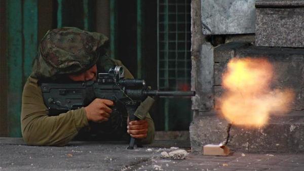 مواجهات باقتحام مفاجئ لبلدة بيرزيت