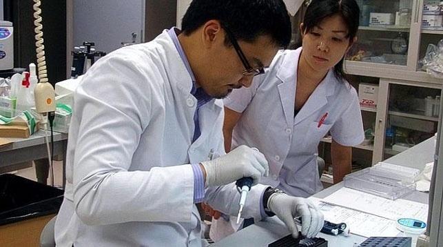 اختراع ورق لمعرفة فصيلة الدم بأقل من دقيقة