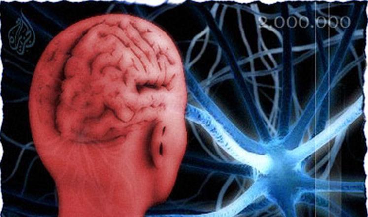 تقنية تسمح لمشلول بإطعام نفسه مستخدما أفكاره