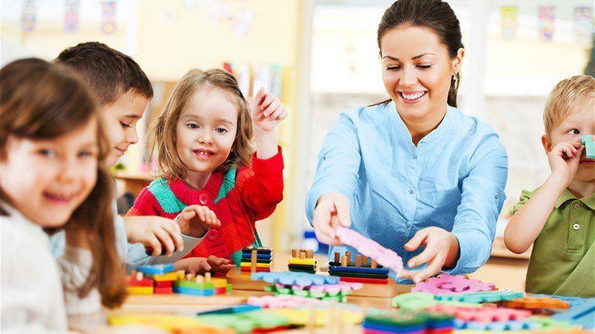 كيف تؤثر الحضانة على نفسية الأطفال؟