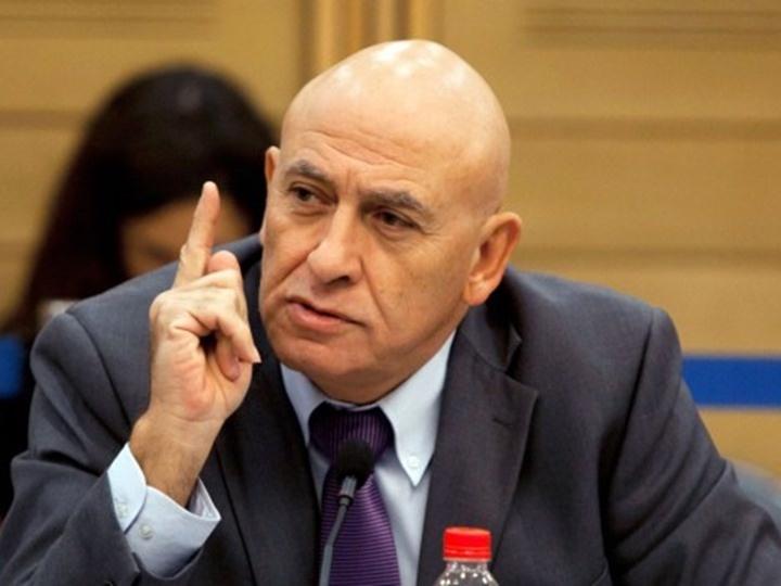 باسل غطاس يستقيل من الكنيست