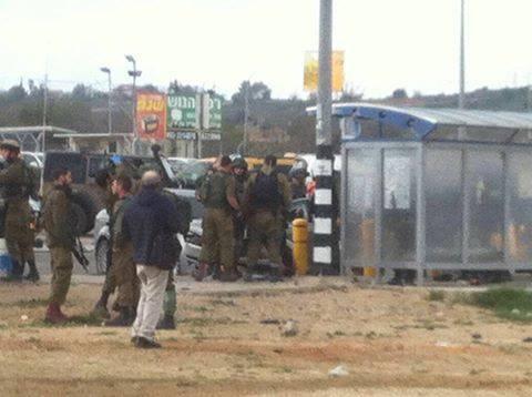 صور وفيديو| إصابة فتاة فلسطينية بجروحٍ خطيرة جراء إدعاء الاحتلال تنفيذها عملية دهس