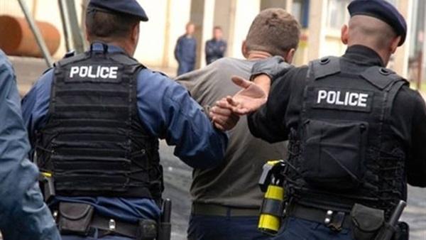 البانيا تعتقل اسرائيليا يحمل جهاز تنصت