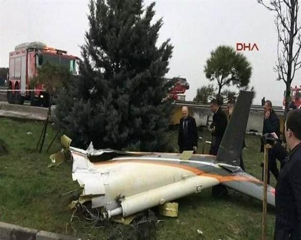 مقتل 5 اشخاص بسقوط مروحية في اسطنبول