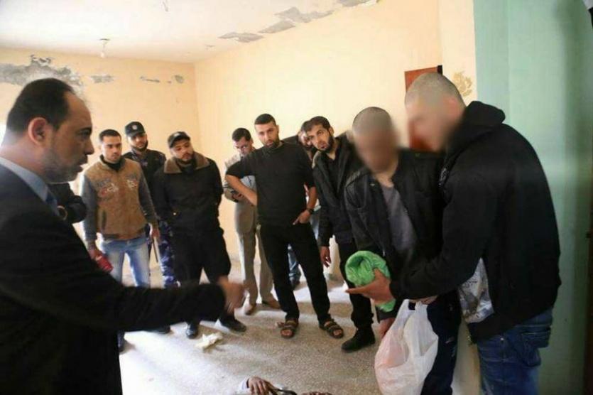 قاتلا المغدور أحمد النجار يمثلان جريمتهما