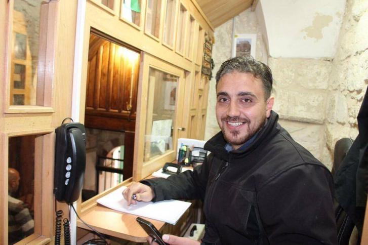 الاحتلال يبعد موظف أوقاف عن المسجد الأقصى 6 أشهر