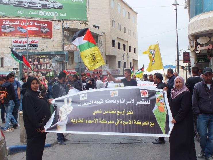 بالفيديو:مستوطن يدهس 4 فلسطينيات في بلدة صور باهر بالقدس