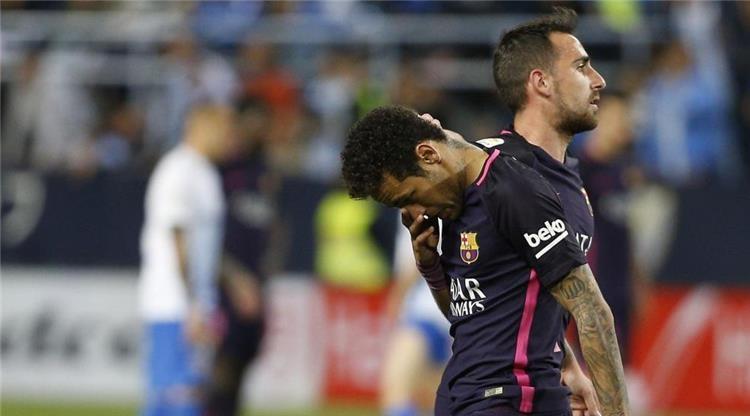 برشلونة يسقط أمام مالاجا بهدفين نظيفين