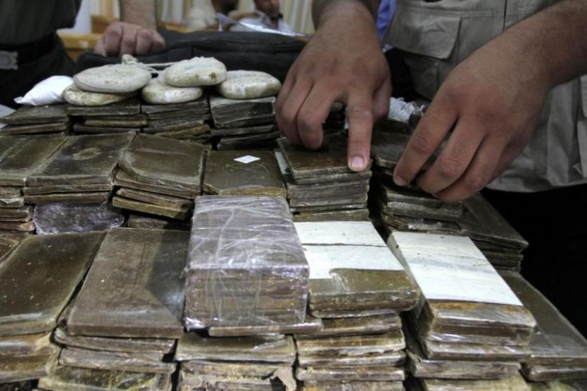 الشرطة تضبط مواد يشتبه أنها مخدرة في جنين