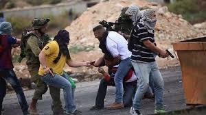 الامن الفلسطيني يسلم مستعربين قبض عليهما في نابلس