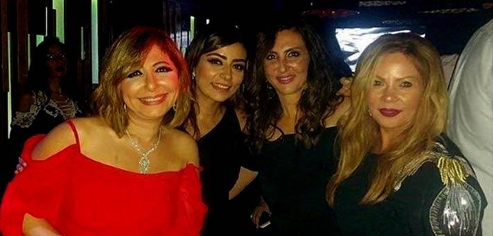 فيديو- رقص لميس الحديدي مع زوجها عمرو أديب في عيد ميلادها