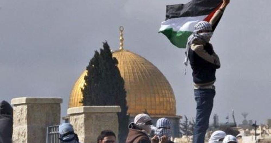 الاحتلال يبعد شابا عن الأقصى لمدة شهر وعن القدس القديمة لأسبوع