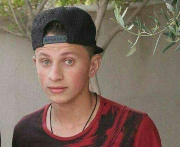 الاحتلال يسلم جثمان الشهيد الفتى رائد ردايدة
