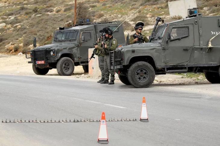 الاحتلال يعتقل فتى بزعم محاولته تنفيذ عملية قرب محكمة سالم