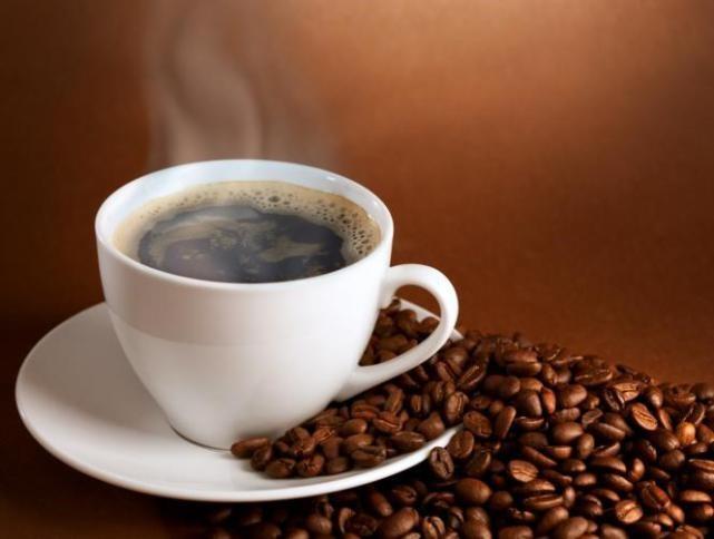 فنجان قهوة أنقذ حياته