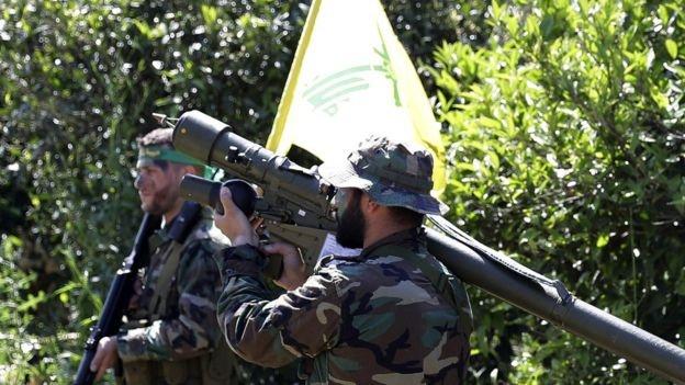 حزب الله يفكك مواقعه العسكرية على طول الحدود السورية