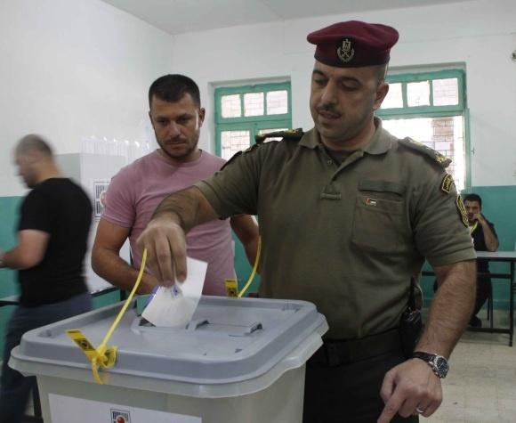 نسبة اقتراع قوى الأمن حتى الساعة 4 بلغت 71%