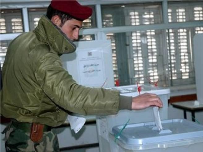لجنة الانتخابات تعلن أن الخميس المقبل هو يوم الاقتراع المسبق لقوى الأمن