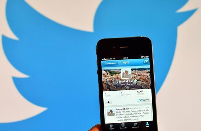 فيسبوك يسطو على أهم ميزات تويتر