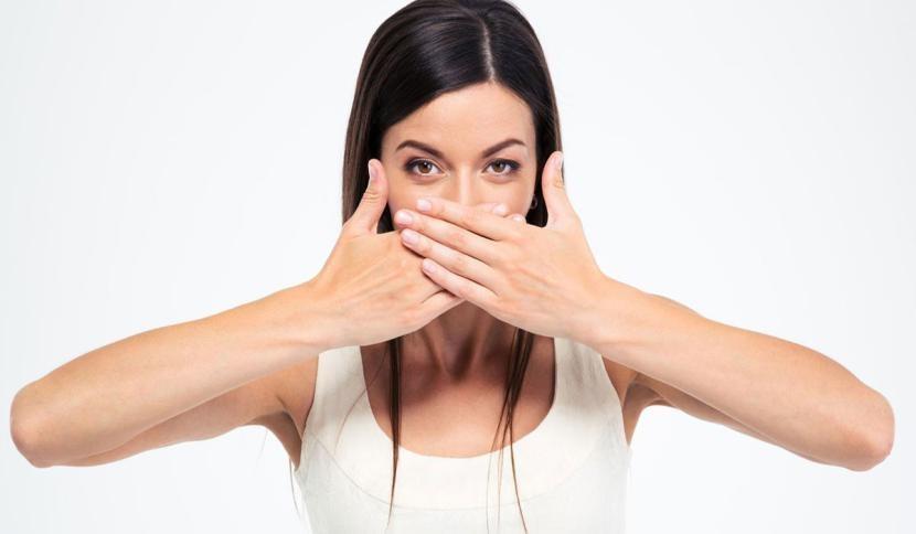 كيف تقضي على رائحة الفم الكريهة أثناء الصوم؟