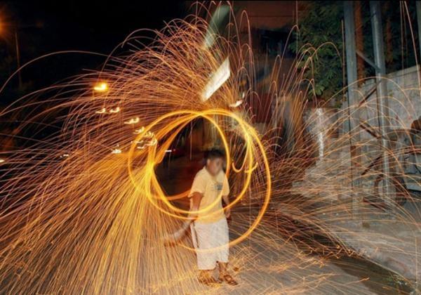 الصحة تحذر من المفرقعات وبنادق الخرز في العيد