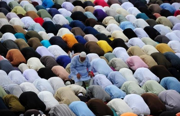 صلاة عيد الفطر الساعة 6:10 صباحا