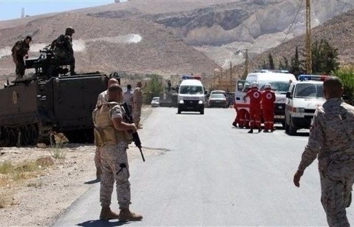خمسة تفجيرات انتحارية توقع جرحى في شرق لبنان خلال مداهمات أمنية
