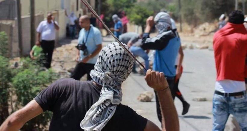 لليوم الثالث من الحصار: إصابات واعتقالات في دير أبو مشعل غرب رام الله
