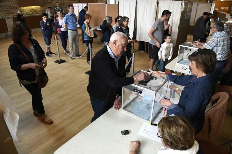 الانتخابات البرلمانية الفرنسية: نسبة المشاركة 40,75%